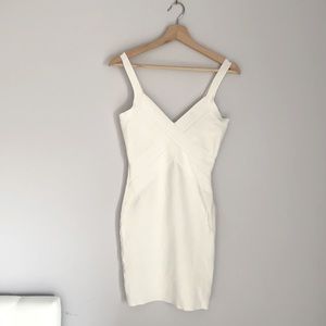 Sexy Bodycon BCBG Mini Dress 🔥